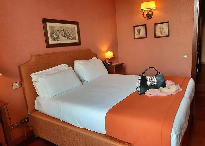 Domus Livia Konukevi 4*