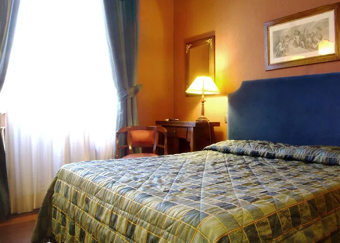 Konukevi Domus Livia 4*